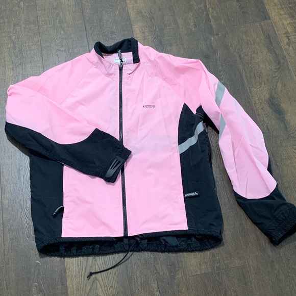 Running Room Jacket - Picture 1 of 3